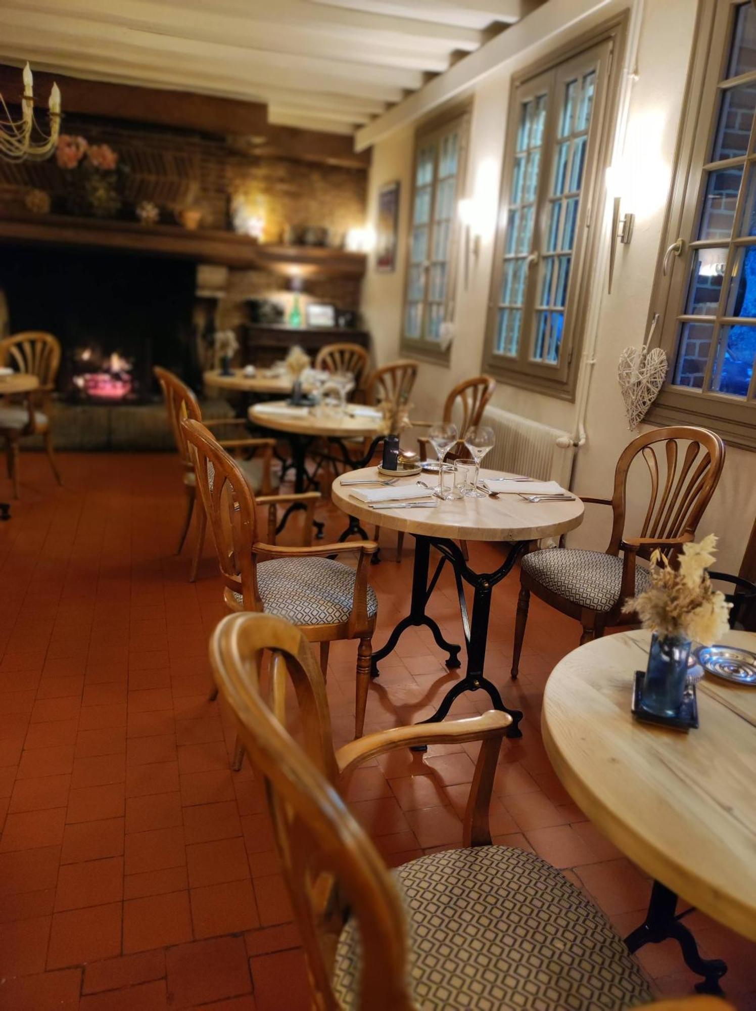 Le Relais Des Dalles - Hotel & Restaurant Sassetot-le-Mauconduit Εξωτερικό φωτογραφία