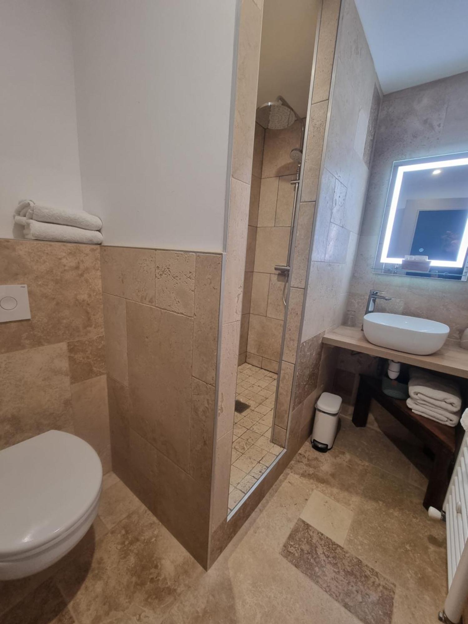 Le Relais Des Dalles - Hotel & Restaurant Sassetot-le-Mauconduit Εξωτερικό φωτογραφία