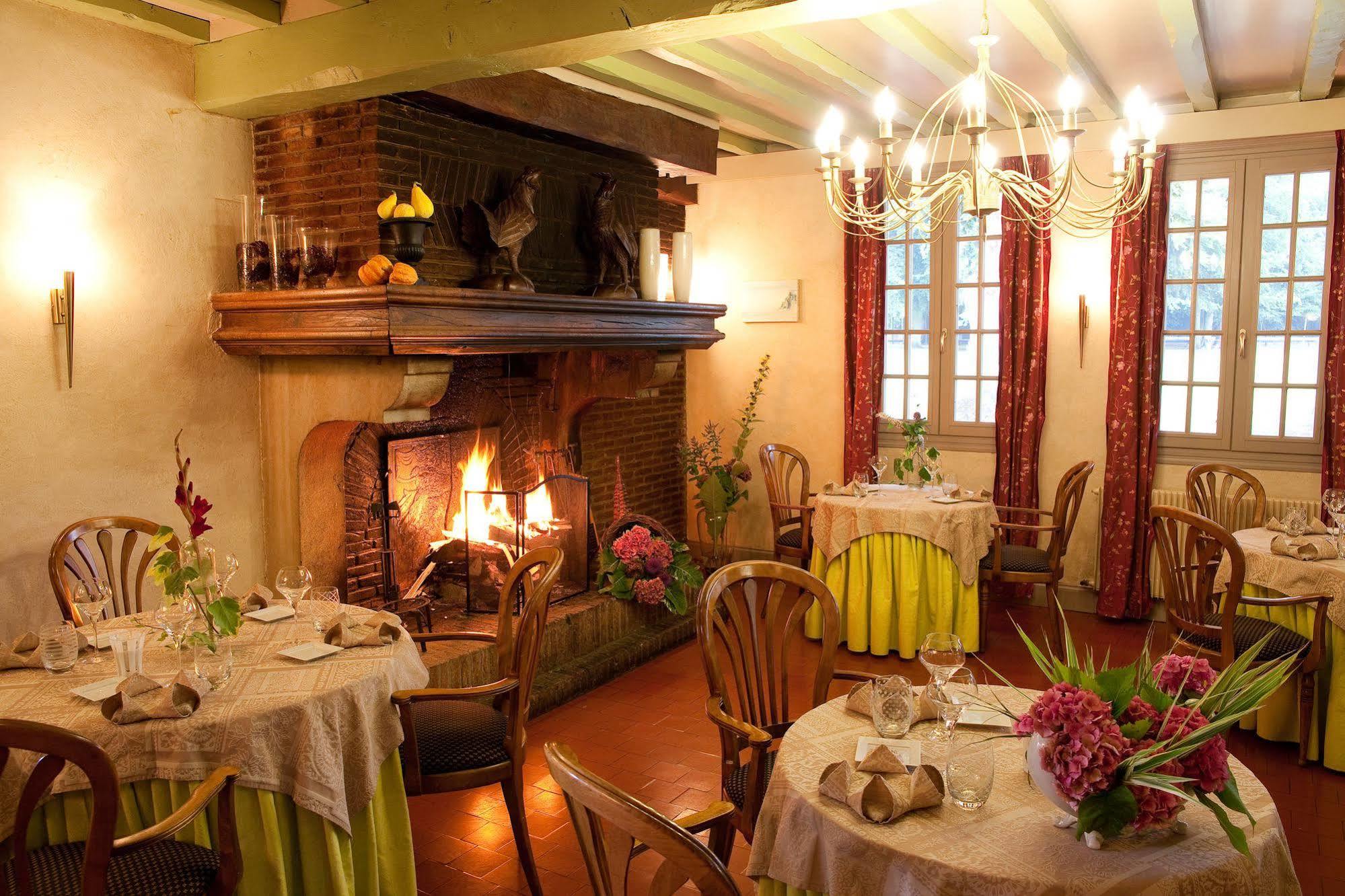 Le Relais Des Dalles - Hotel & Restaurant Sassetot-le-Mauconduit Εξωτερικό φωτογραφία