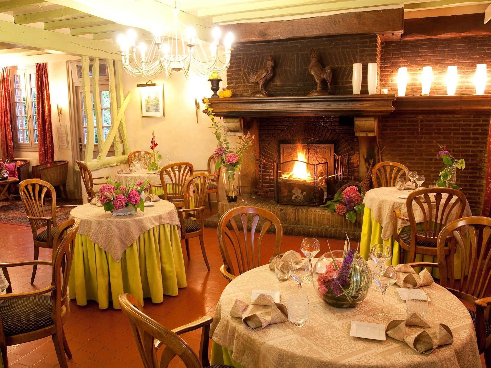 Le Relais Des Dalles - Hotel & Restaurant Sassetot-le-Mauconduit Εξωτερικό φωτογραφία